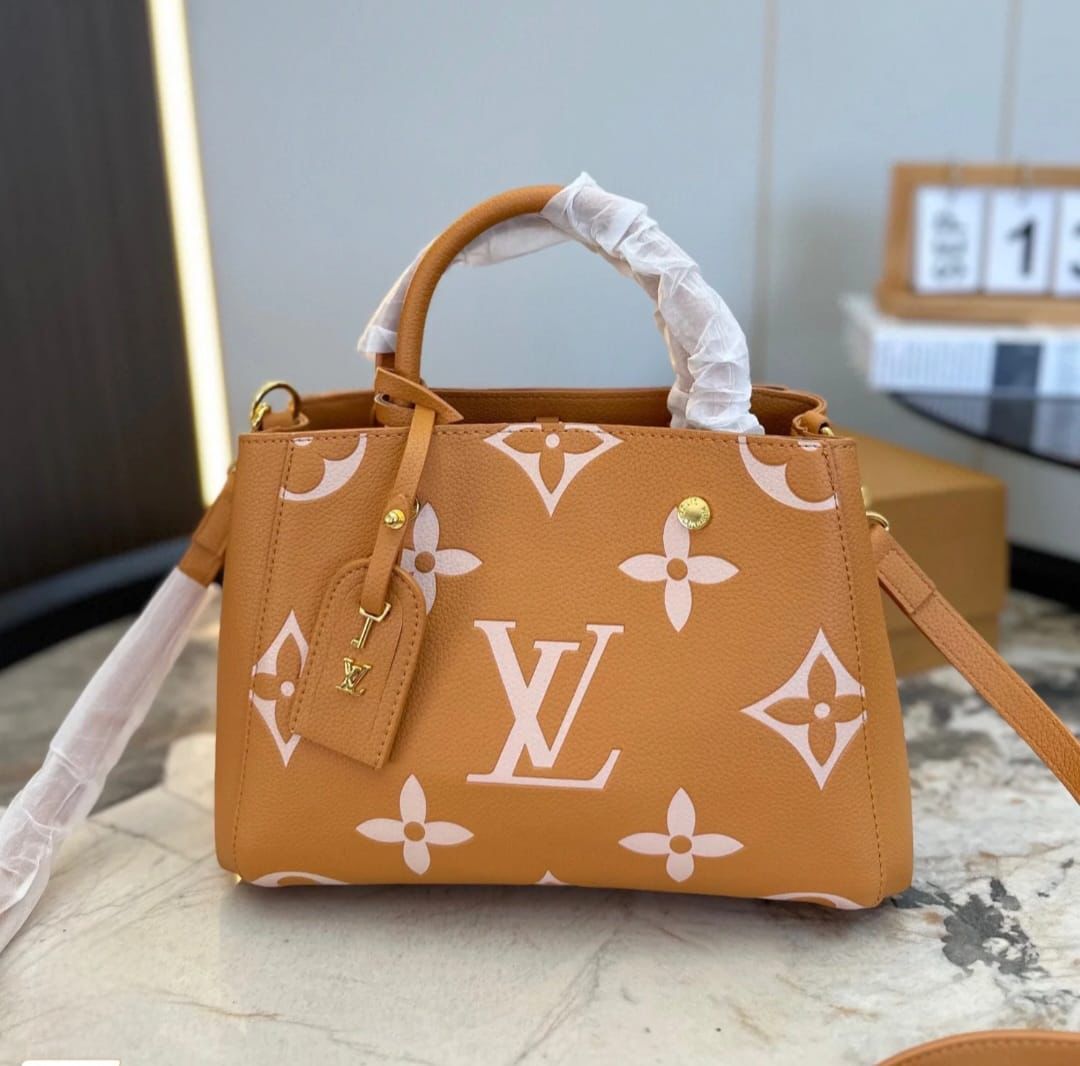 LV Tan