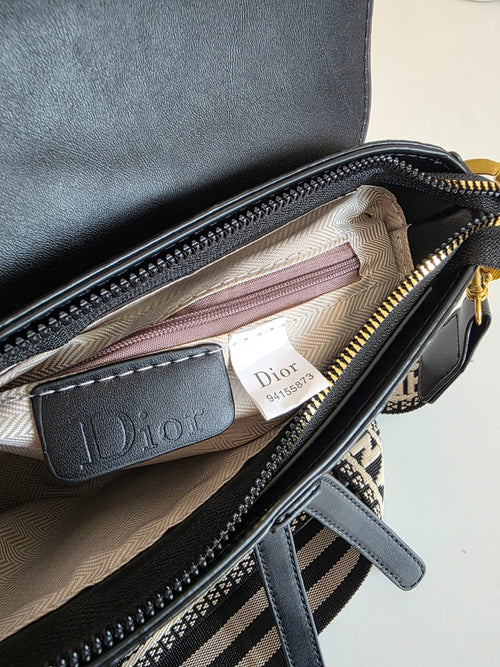 Christian Dior - Pre Order